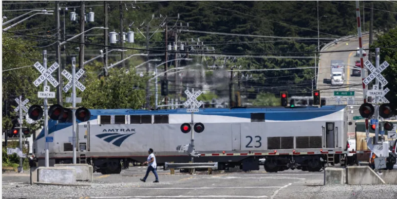 Amtrak service between Seattle, Portland suspended until Tuesday